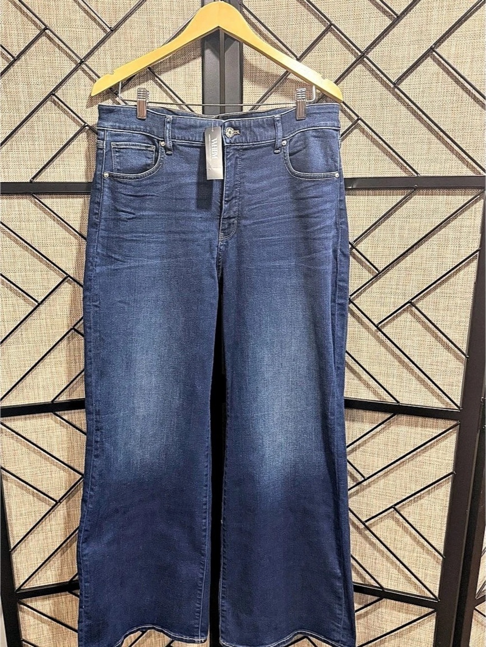 WHBM HR EDS Wide Leg Jeans in *RARE* ✨Maple Authentic Color ✨- Sz 14 NWT